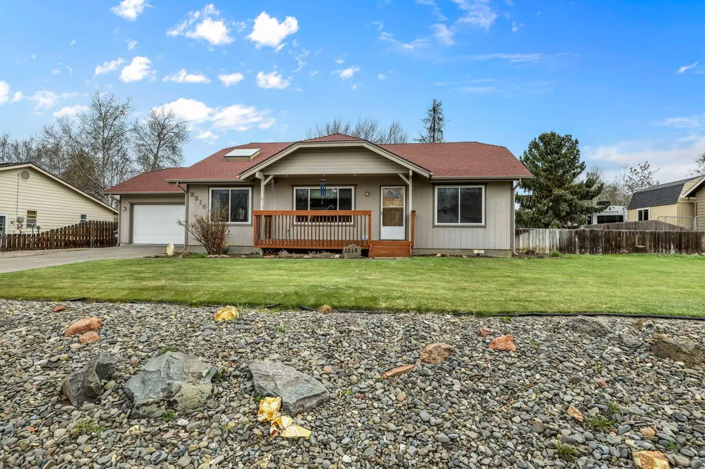 2316 NW 15th Street Redmond OR 97756