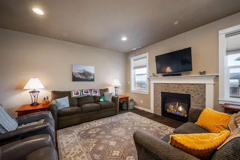 4511 SW Umatilla Avenue Redmond OR 97756