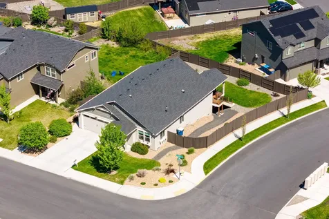 4511 SW Umatilla Avenue Redmond OR 97756