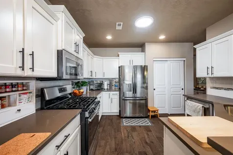 4511 SW Umatilla Avenue Redmond OR 97756