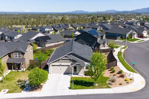 4511 SW Umatilla Avenue Redmond OR 97756