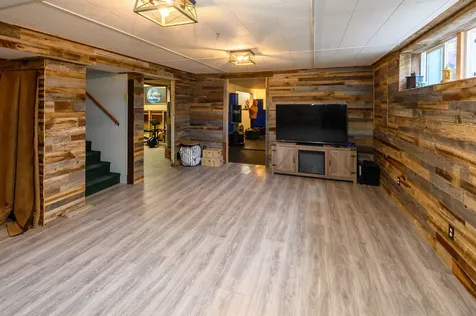 107 SW 10th Street Redmond OR 97756