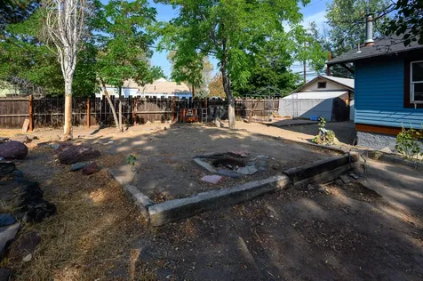 107 SW 10th Street Redmond OR 97756