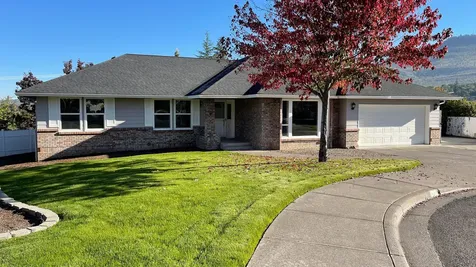 3121 Westminster Drive Medford OR 97504