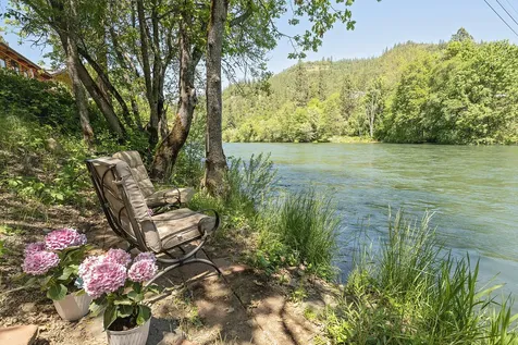 22630 Highway 62 Shady Cove OR 97539