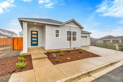 3142 Monaco Court Medford OR 97504