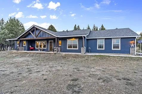 6811 SE Riverdance Road Prineville OR 97754