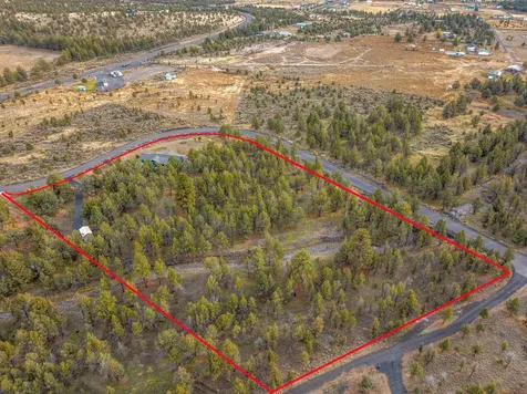 6811 SE Riverdance Road Prineville OR 97754