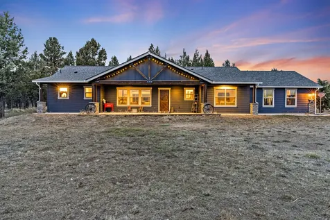 6811 SE Riverdance Road Prineville OR 97754