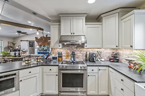 6811 SE Riverdance Road Prineville OR 97754