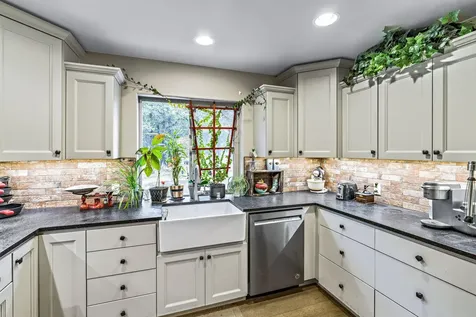6811 SE Riverdance Road Prineville OR 97754