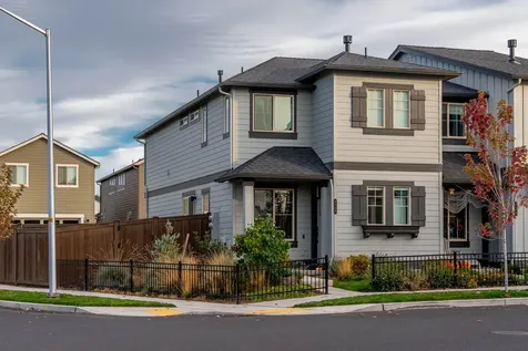 4502 SW 37th Street Redmond OR 97756
