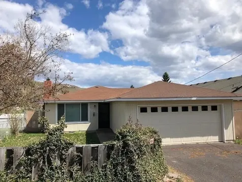 1929 Lexington Avenue Klamath Falls OR 97601