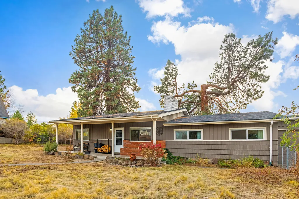 61855 Pettigrew Road Bend OR 97702