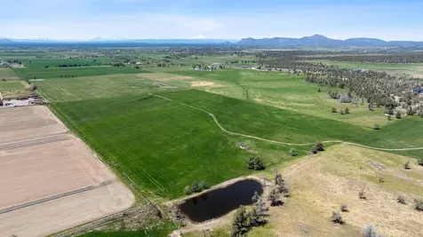 7305 SW Highway 126 Powell Butte OR 97753