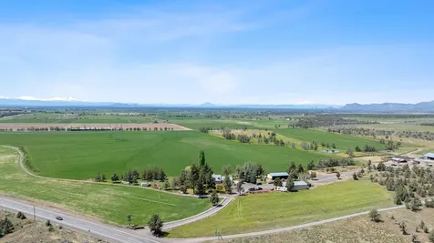 7305 SW Highway 126 Powell Butte OR 97753