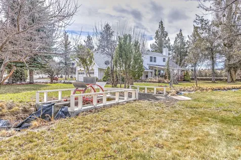 7305 SW Highway 126 Powell Butte OR 97753