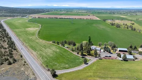 7305 SW Highway 126 Powell Butte OR 97753