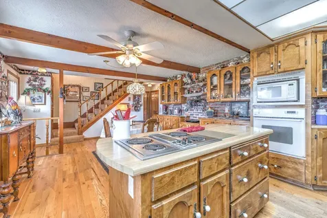7305 SW Highway 126 Powell Butte OR 97753