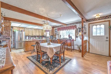 7305 SW Highway 126 Powell Butte OR 97753