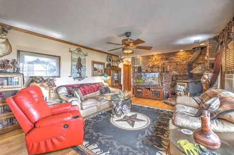 7305 SW Highway 126 Powell Butte OR 97753