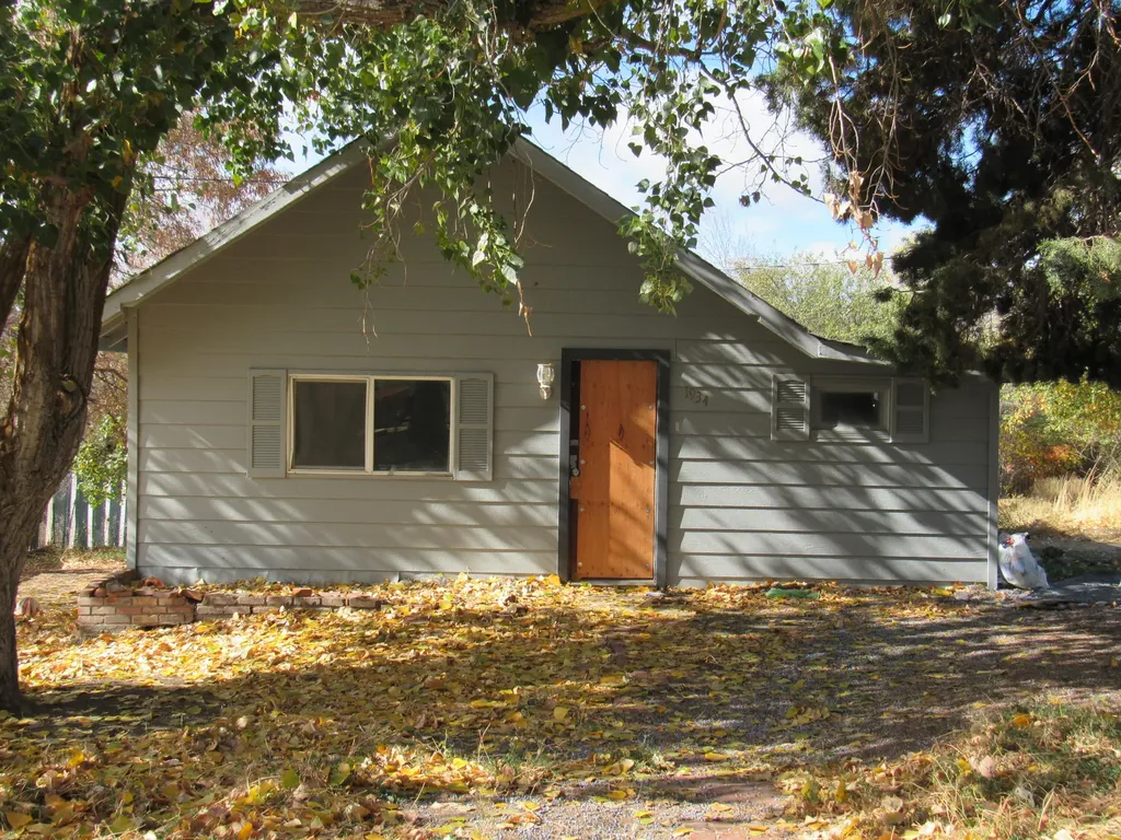 1934 Worden Avenue Klamath Falls OR 97601