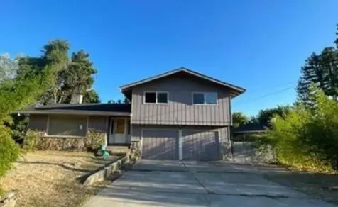 2250 Crestbrook Road Medford OR 97504