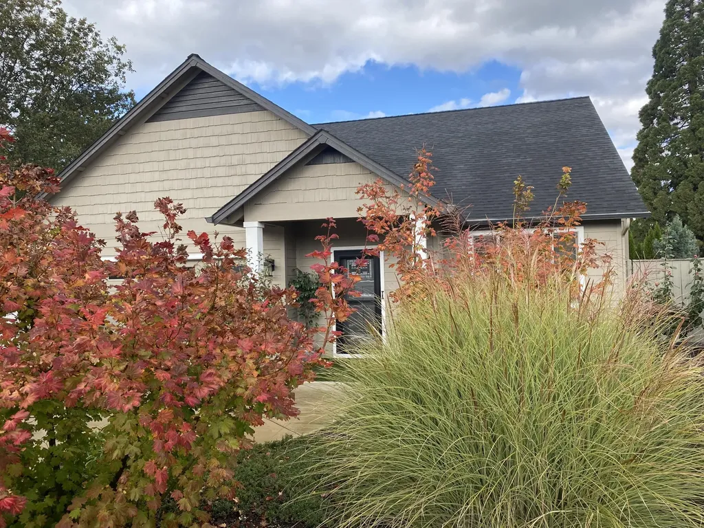 2015 La Connor Drive Medford OR 97501