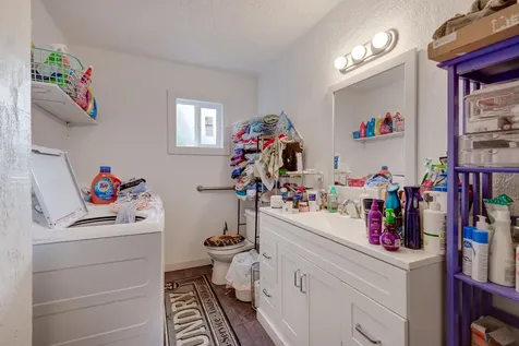 409 S Peach Street Medford OR 97501
