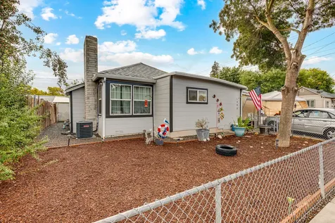 409 S Peach Street Medford OR 97501