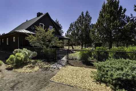 62860 Dickey Road Bend OR 97701