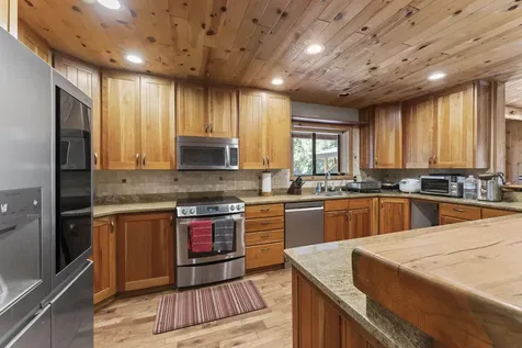 12214 Modoc Road White City OR 97503