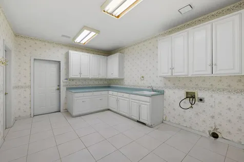 19000 Highway 62 Eagle Point OR 97524