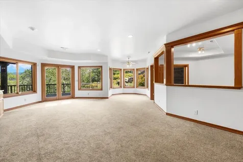 19000 Highway 62 Eagle Point OR 97524