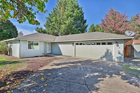 2406 Pinebrook Circle Medford OR 97504