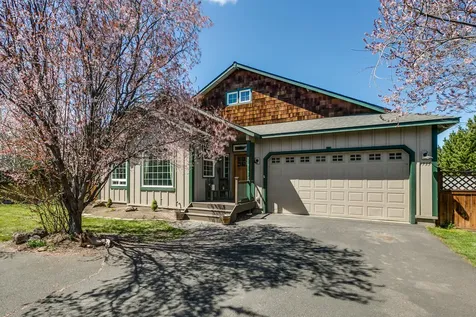 1735 SW 22nd Court Redmond OR 97756