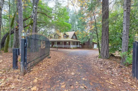 570 Idlewild Drive Cave Junction OR 97523