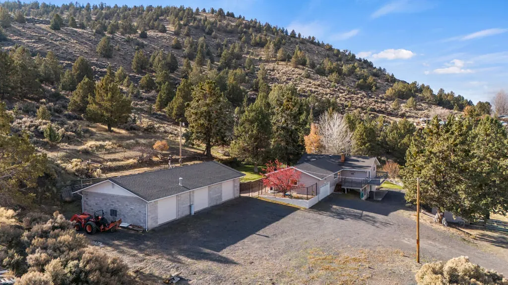 9544 Hill Road Klamath Falls OR 97603