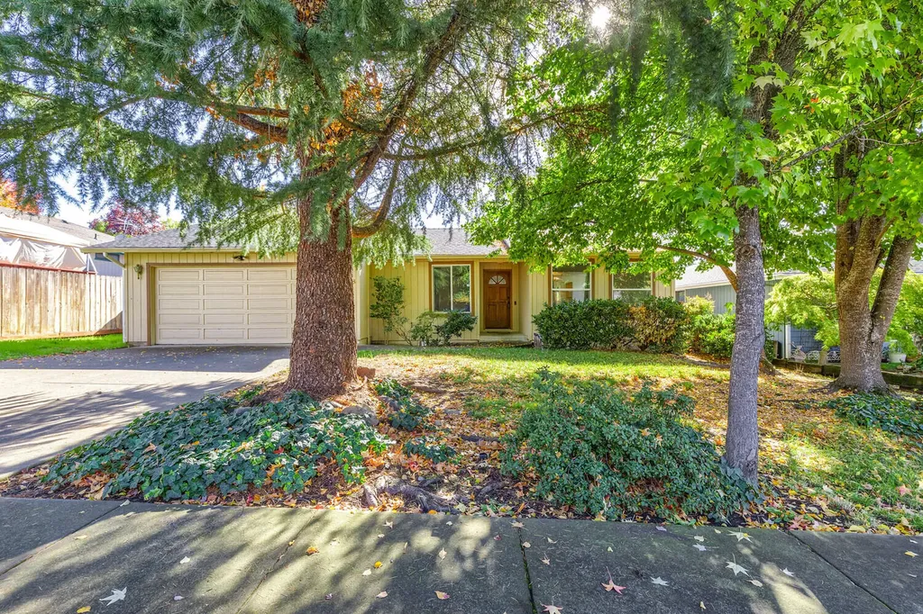 3148 Timothy Avenue Medford OR 97504
