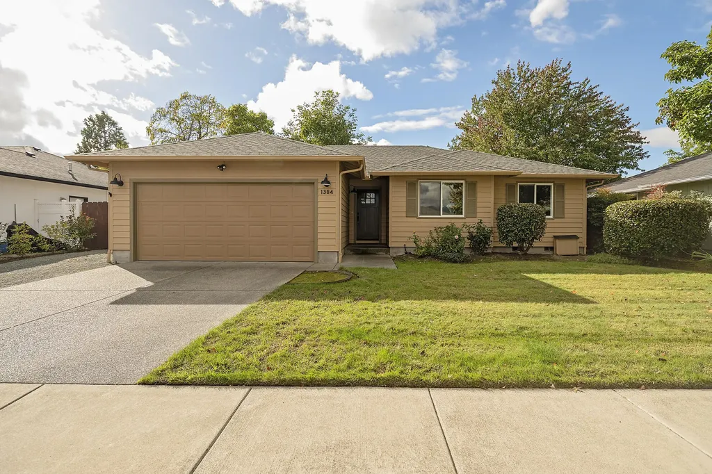 1384 Abby Lane Grants Pass OR 97527