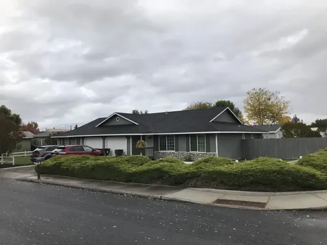 2850 SW 25th Street Redmond OR 97756
