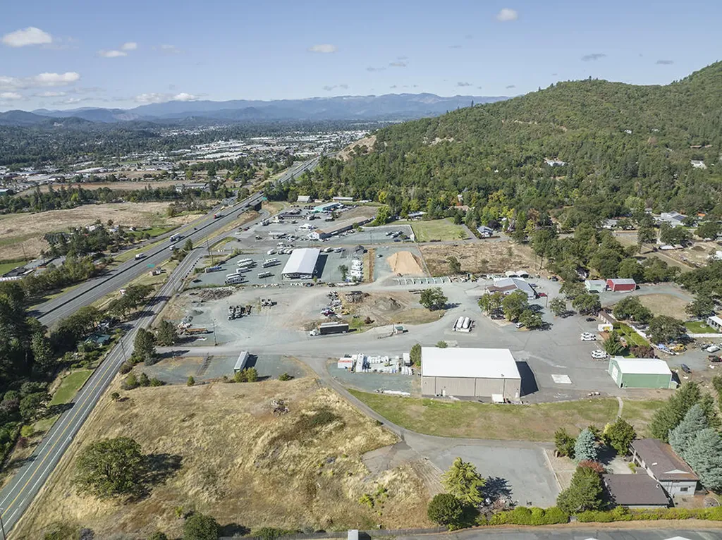 2794 Foothill Boulevard Grants Pass OR 97526