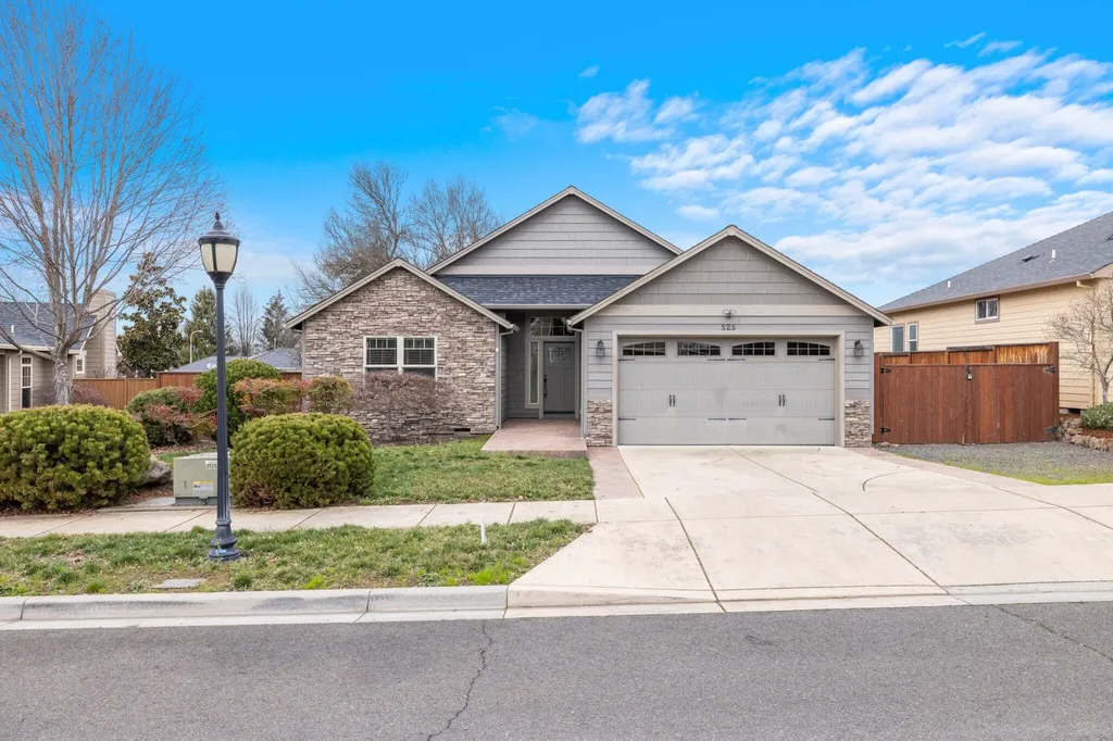 525 Street Augustine Drive Medford OR 97504