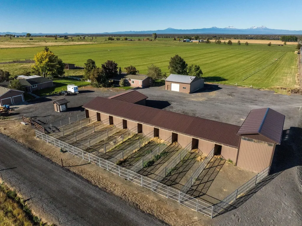 15370 SW Riggs Road Powell Butte OR 97753