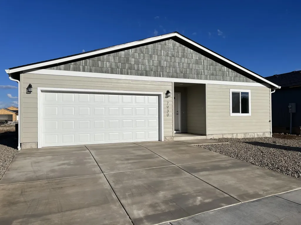 7930 Jacqueline Way White City OR 97503
