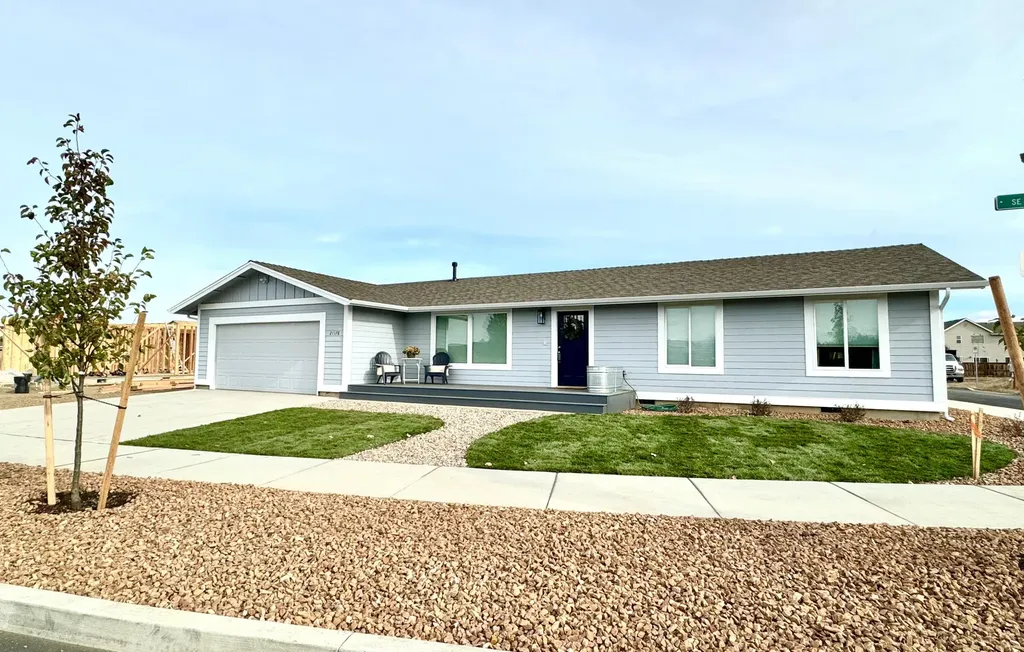21178 SE Golden Market Lane Bend OR 97702