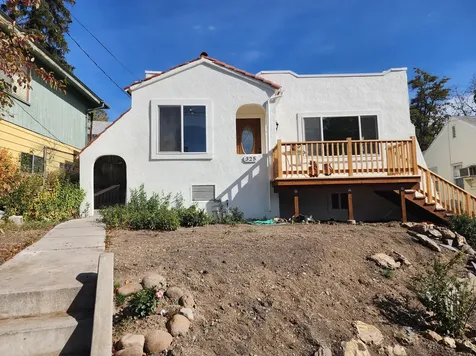 325 Hillside Avenue Klamath Falls OR 97601