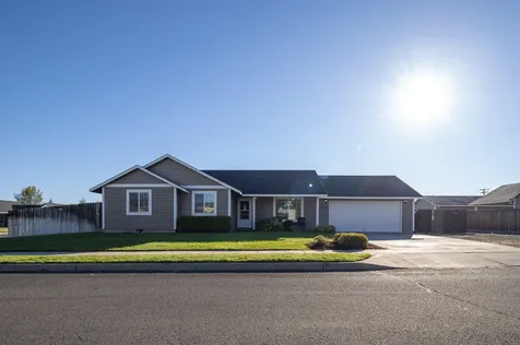 2068 NE Elk Street Prineville OR 97754