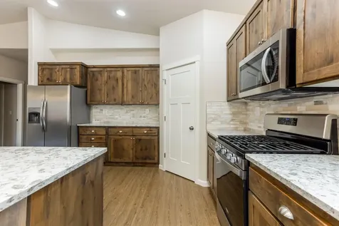 2933 NW Greenwood Court Redmond OR 97756
