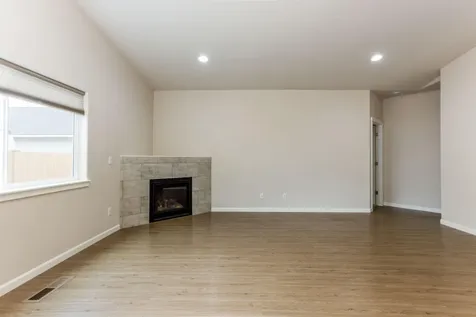 2933 NW Greenwood Court Redmond OR 97756